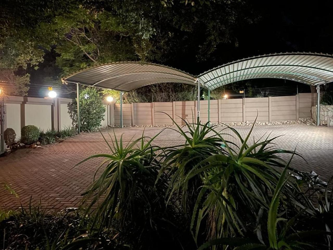 מידלבורג Spies Villa - Fast Wi-Fi, Netflix And Generator מראה חיצוני תמונה